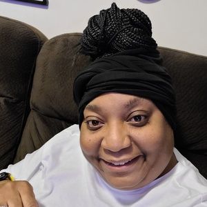 Meet your Posher, Renee